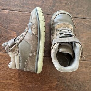 Stride Rite Brown High-Top Sneakers for Kids